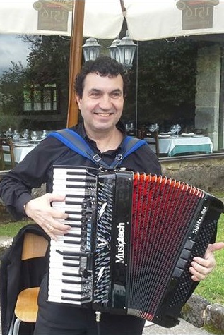 Manuel Olegario